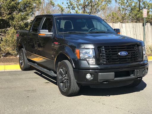 Used Car Dealer «Super Bee Auto», reviews and photos, 25358 Pleasant Valley Rd #115, Chantilly, VA 20152, USA