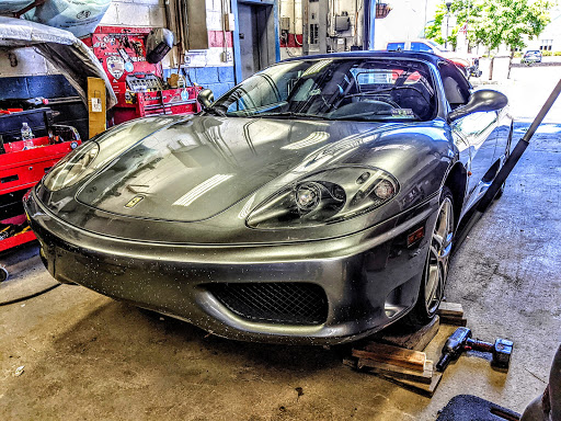 Auto Body Shop «Gifford Auto Body - Free Estimates Collision Repair:Not Just Vettes», reviews and photos, 245 N Main St, Manville, NJ 08835, USA