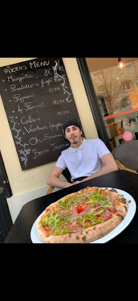 Photos du propriétaire du Restaurant italien Pizzeria Molto Bene & Pizza & Pates & à Paris - n°4