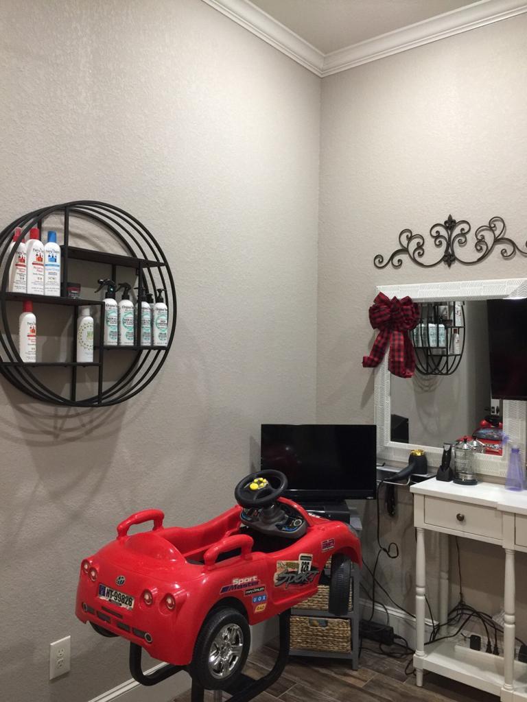 Hidden Beauty Salon and Spa 77377