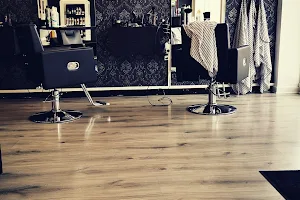 Cheveux Salon image