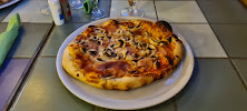 Pizza du Pizzeria Al Grill à Sainte-Marie-la-Mer - n°6