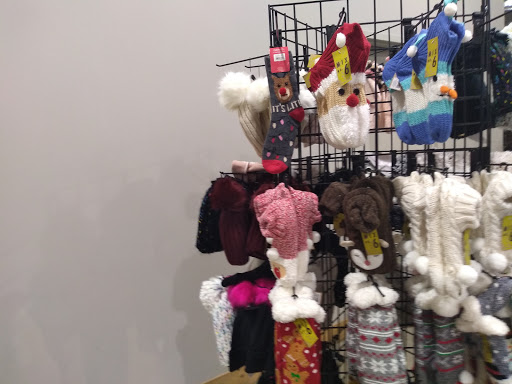 Shoe Store «DSW Designer Shoe Warehouse», reviews and photos, 1 Walden Galleria, Buffalo, NY 14225, USA