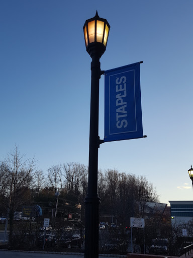 Office Supply Store «Staples», reviews and photos, 855 Central Park Ave, Scarsdale, NY 10583, USA