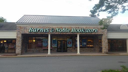 Book Store «Barnes & Noble», reviews and photos, 392 State Road Route 6, North Dartmouth, MA 02747, USA