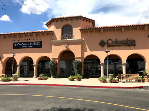 Columbia Sportswear Outlet Store at Outlets at Anthem, 4250 W Anthem Way, Phoenix, AZ 85086, USA, 
