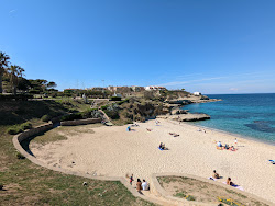 Balai Beach'in fotoğrafı dağlarla çevrili