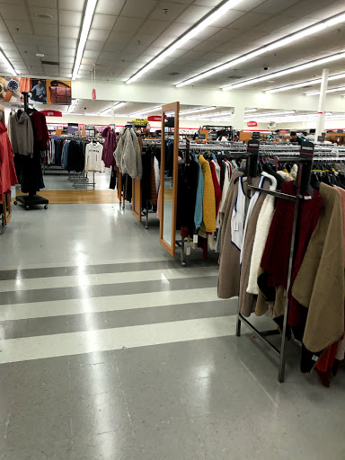 Department Store «T.J. Maxx», reviews and photos, 7250 W Dempster St, Morton Grove, IL 60053, USA