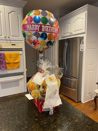 Gift Shop «Edible Arrangements - Brookwood Marketplace, Suwanee, GA», reviews and photos, 2631 Peachtree Pkwy Suite 535, Suwanee, GA 30024, USA