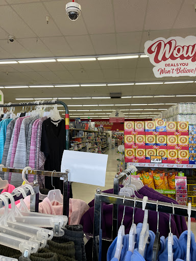 Grocery Store «Grocery Outlet Bargain Market», reviews and photos, 1320 Railroad Ave, Livermore, CA 94550, USA