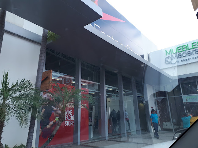 Teléfono de Nike Factory Store