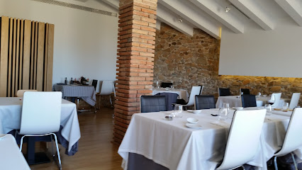 Restaurant El Corral - Carrer del Dimecres, 61, 43771 Riudecanyes, Tarragona, Spain