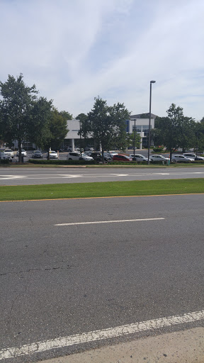 Car Dealer «North Point Volvo», reviews and photos, 1570 Mansell Rd, Alpharetta, GA 30009, USA