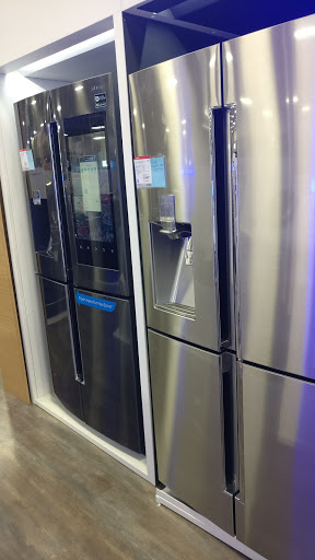 Electronics Store «Best Buy», reviews and photos, 120 Slater St, Manchester, CT 06042, USA