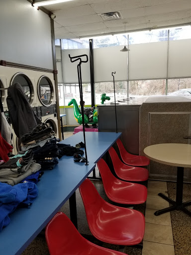 Laundromat «Laundry World», reviews and photos, 7125 Baltimore Ave, College Park, MD 20740, USA