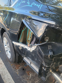 Willie's Auto Body Repair - Photo 3 - Car repair in Fort Lauderdale, FL, Fort Lauderdale