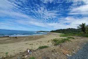 Beach at Baravi image