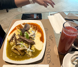 Restaurante Casa de Los Muñecos CCU photo