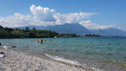 Photo de Spiaggia Pisenze avec un rivage spacieux