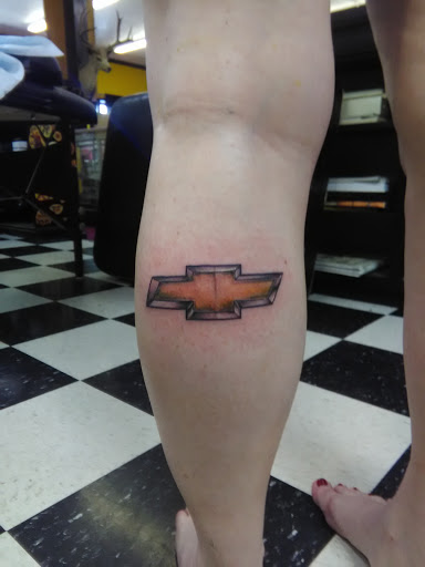 Tattoo Shop «Red Room Tattoo», reviews and photos, 231 Nord Ave, Chico, CA 95928, USA