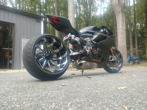 Motorcycle Parts Store «Roaring Toyz», reviews and photos, 2171 13th St, Sarasota, FL 34237, USA