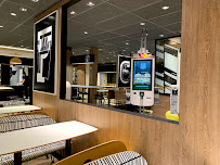 Atmosphère du Restauration rapide McDonald's à Isigny-sur-Mer - n°9