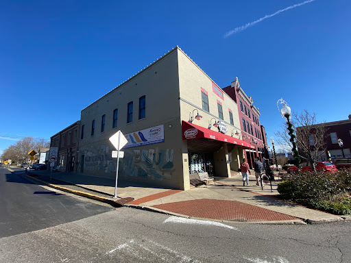 Running Store «Running Soles, LLC», reviews and photos, 16 Public Square, Elizabethtown, KY 42701, USA