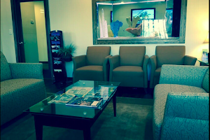 Your Time Dental Urgent Care South Shore - Gibsonton image