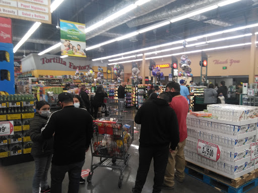 Grocery Store «Superior Grocers», reviews and photos, 151 W Base Line Rd, Rialto, CA 92376, USA