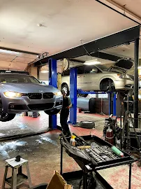 Wally & Sons Auto Shop - Car repair in East Providence, RI, Providence - Rated 4.7/5