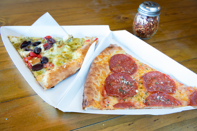 #3 best pizza place in Oakland - Pizzeria Violetta