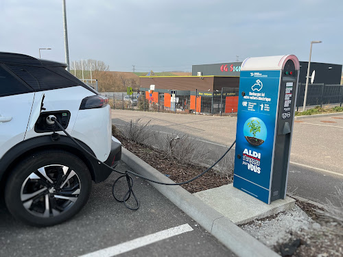 Borne de recharge de véhicules électriques Aldi Station de recharge Wasselonne