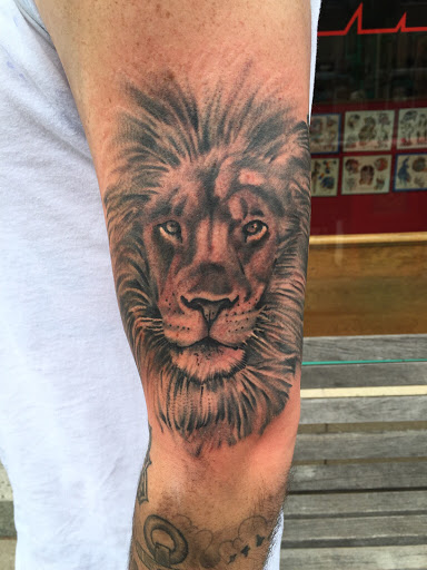 Tattoo Shop «Mass Ave Tattoo», reviews and photos, 876 Massachusetts Ave, Indianapolis, IN 46202, USA