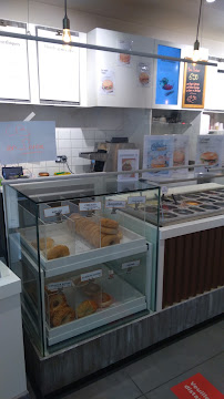 Atmosphère du Restauration rapide Bagel Corner - Bagels - Donuts - Café à Narbonne - n°10