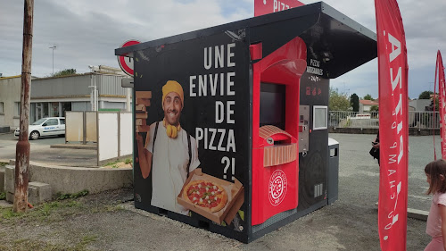 Distrubuteur de pizza, Pizza du champs de foire à Montaigu-Vendée