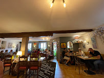 Atmosphère du Restaurant français Hôtel Restaurant Au Fief du Château à Orschwiller - n°13