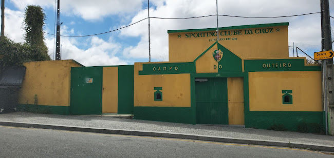 Avaliações doSporting Clube da Cruz em Porto - Campo de futebol