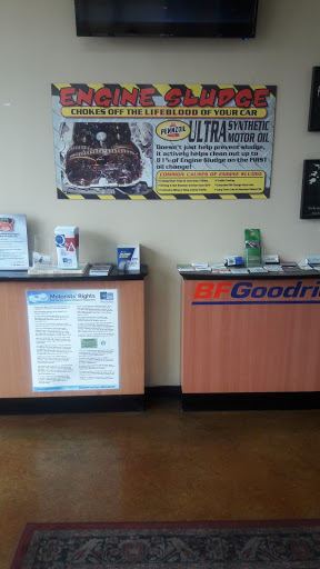 Auto Repair Shop «PDQ Fast Lube & Auto Repair», reviews and photos, 1012 Premiere Way, McDonough, GA 30252, USA