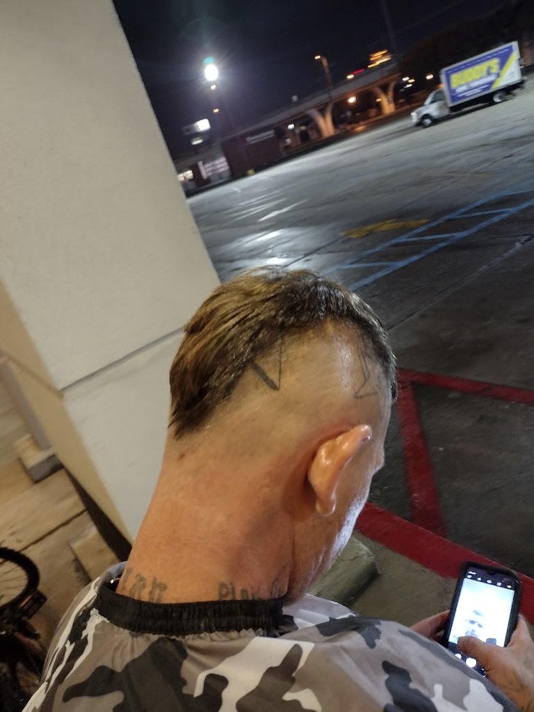 Character Counts Mobile Hairstylez 70094