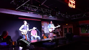 Photo n°74 de La Vache Rouge (Venissieux) à Vénissieux ()