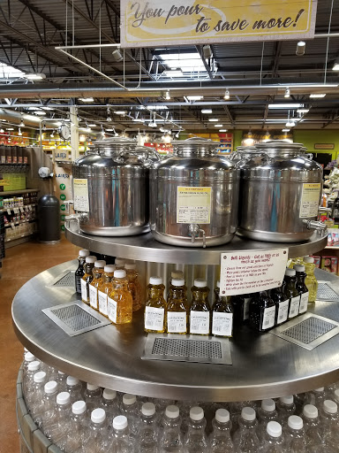 Grocery Store «Fresh Thyme Farmers Market - Kenosha», reviews and photos, 7100 Green Bay Rd, Kenosha, WI 53142, USA