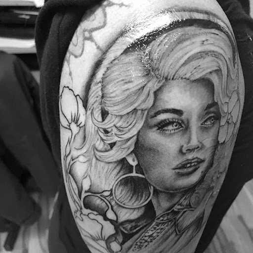 Tattoo Shop «Thistle and Pearl Tattoo», reviews and photos, 107 Merrimon Ave #310, Asheville, NC 28801, USA