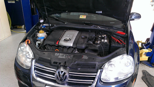 Auto Repair Shop «International Auto Specialist», reviews and photos, 1319 Princess Anne St, Fredericksburg, VA 22401, USA