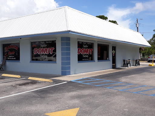 Jupiter Donut Factory, 141 Center St, Jupiter, FL 33458, USA, 