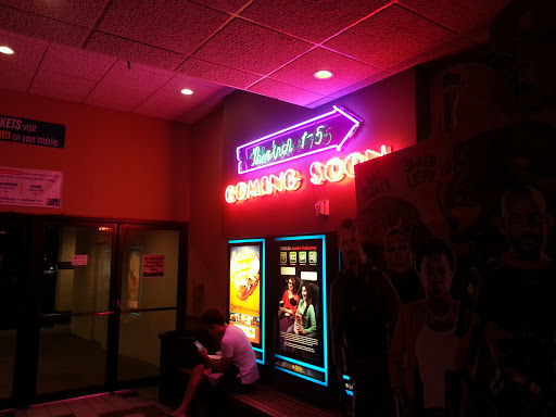 Movie Theater «Regal Cinemas Gainesville Cinema 14», reviews and photos, 3101 SW 35th Blvd, Gainesville, FL 32608, USA