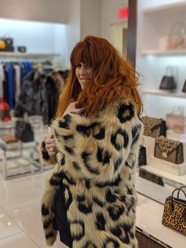 Fashion Accessories Store «Michael Kors», reviews and photos, 100 Huntington Ave d024b, Boston, MA 02116, USA