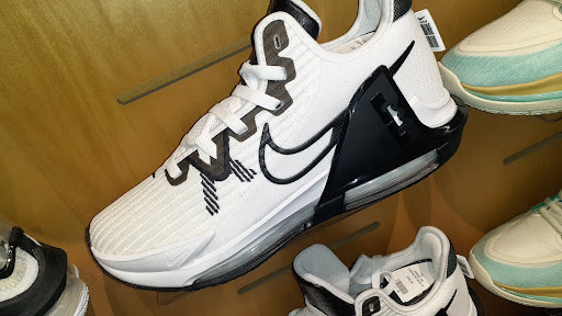 Shopping Mall «Great Northern Mall», reviews and photos, 4954 Great Northern Mall, North Olmsted, OH 44070, USA