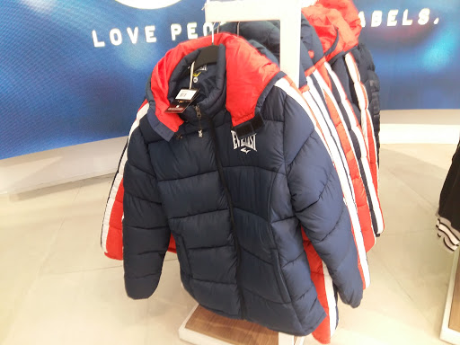 Stores to buy women's down jackets Roma