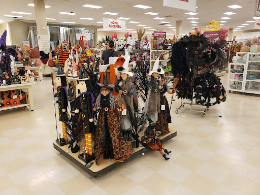 Department Store «HomeGoods», reviews and photos, 3501 W Genesee St, Camillus, NY 13031, USA