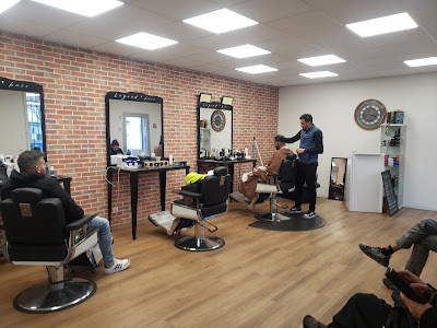 Legend'Hair By Ayach (Coiffure & Barber) à Perpignan